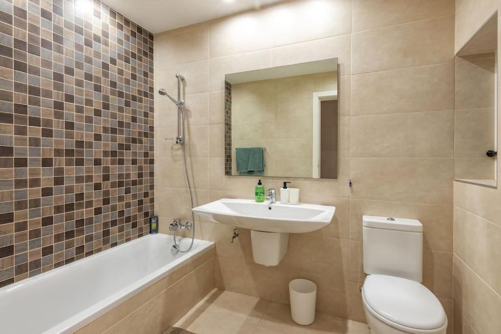 Modern 3 Bedroom Apartment Close To Paceville And Beach Is-Swieqi Exterior photo